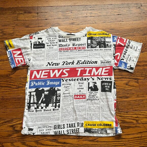 Forever 21 Graphic Newspaper All Over Print White Short Sleeve T-Shirt Woman's S - Picture 1 of 5